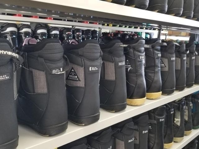 レンタルブーツ:福島県猪苗代町の沼尻スキー場