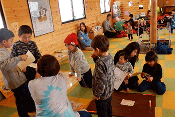 キッズルーム:広々室内であったか・のんびり